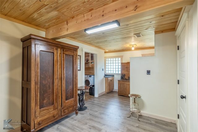 7409 Hwy 84, Lawn, TX 79530
