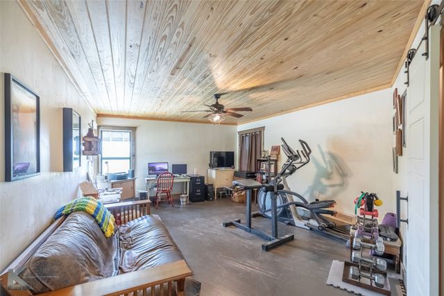 7409 Hwy 84, Lawn, TX 79530