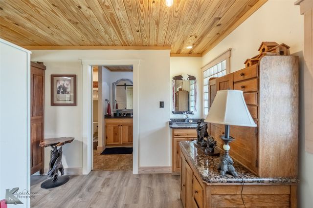 7409 Hwy 84, Lawn, TX 79530