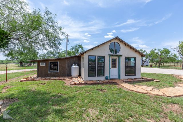 7409 Hwy 84, Lawn, TX 79530