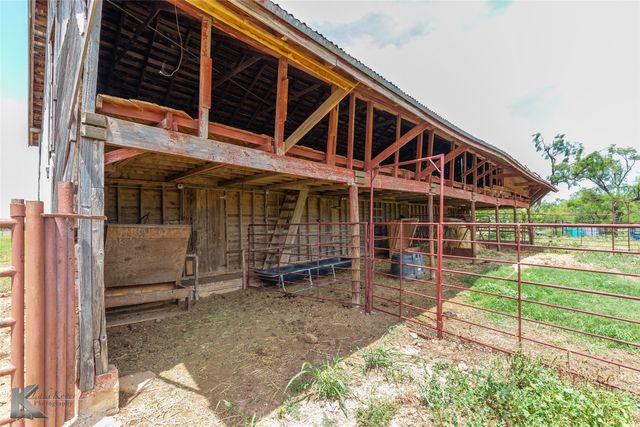 7409 Hwy 84, Lawn, TX 79530