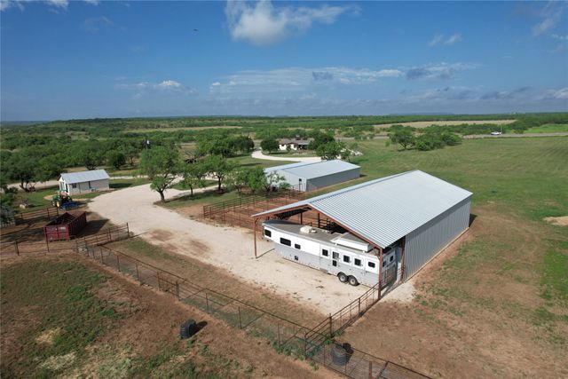 7409 Hwy 84, Lawn, TX 79530