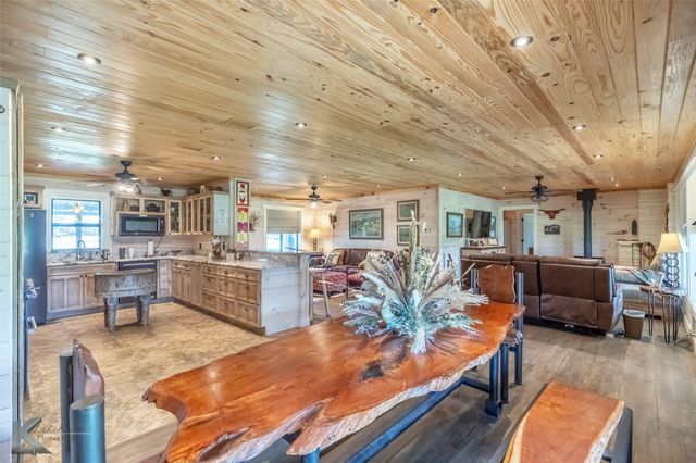 7409 Hwy 84, Lawn, TX 79530