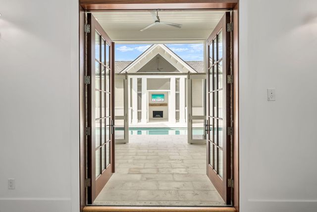 107 Golfridge Drive, Inlet Beach, FL 32461