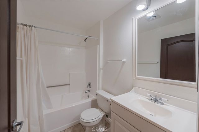 7100 La Tijera Boulevard, Los Angeles, CA 90045