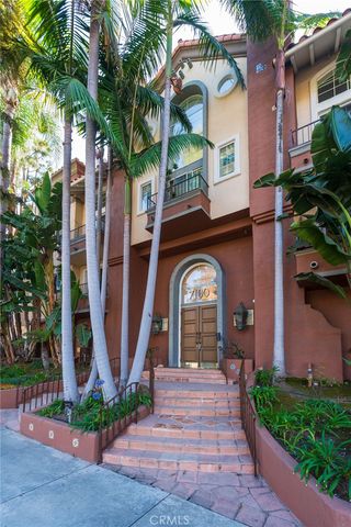 7100 La Tijera Boulevard, Los Angeles, CA 90045