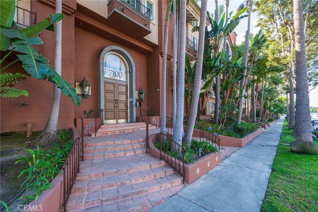 7100 La Tijera Boulevard, Los Angeles, CA 90045