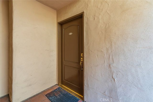 7100 La Tijera Boulevard, Los Angeles, CA 90045