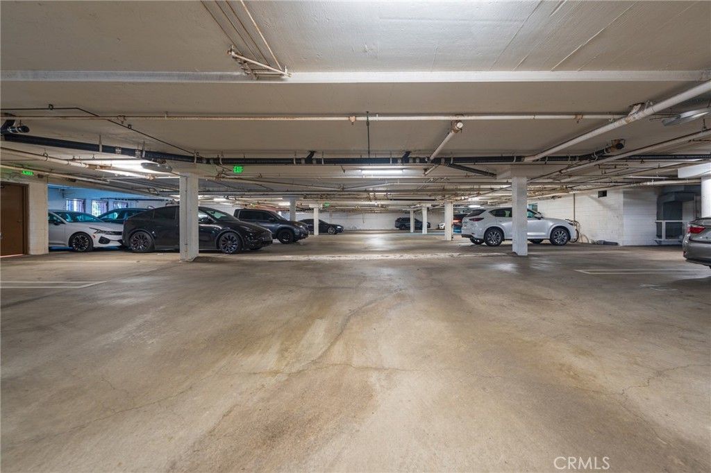 Image 26 of property listing at 7100 La Tijera Boulevard, Los Angeles, CA 90045