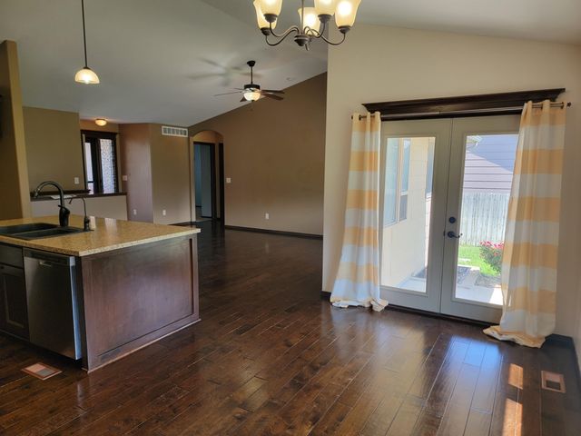 3006 N Rock Bridge St, Derby, KS 67037