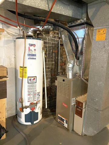 1134 Charles Avenue, Saint Paul, MN 55104