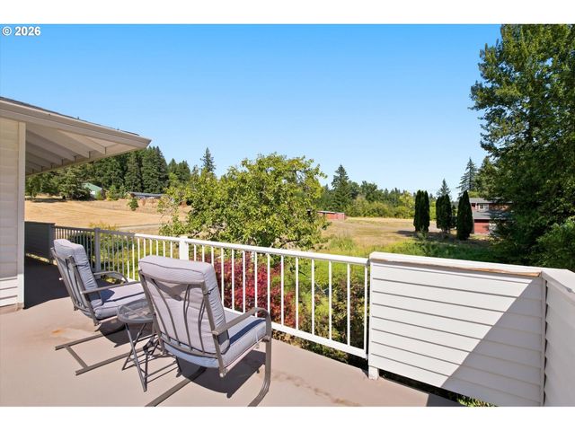 22479 S PENMAN Rd, Oregon City, OR 97045