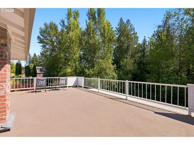 22479 S PENMAN Rd, Oregon City, OR 97045