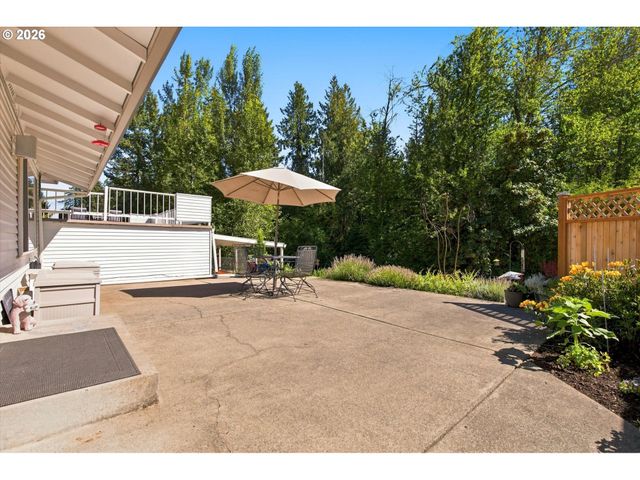 22479 S PENMAN Rd, Oregon City, OR 97045