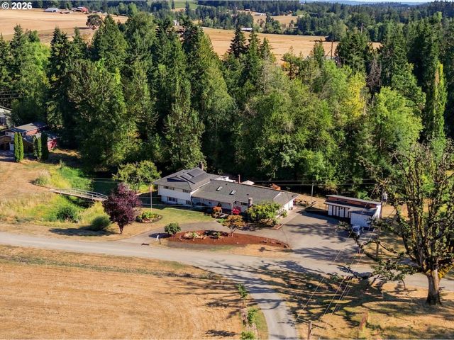 22479 S PENMAN Rd, Oregon City, OR 97045