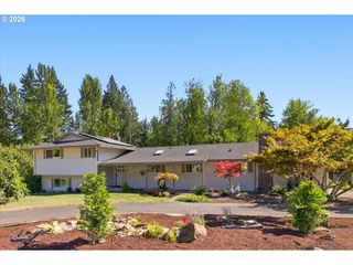 22479 S PENMAN Rd, Oregon City, OR 97045