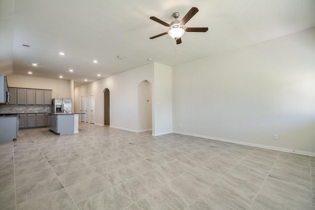 4472 Lone Alcove Drive, Spring, TX 77386