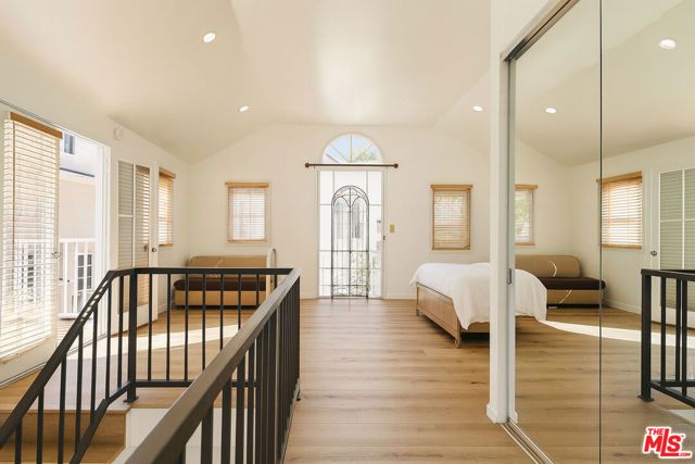 1174 Coldwater Canyon Drive, Beverly Hills, CA 90210