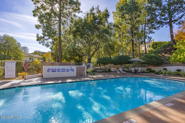5615 Roundtree Place, Westlake Village, CA 91362