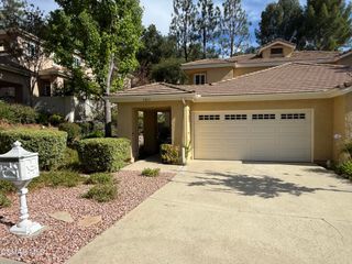 5615 Roundtree Place, Westlake Village, CA 91362