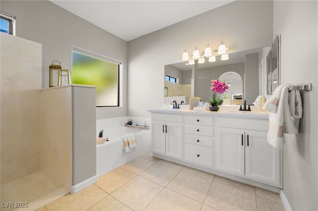 1446 Palm Drive, Laughlin, NV 89029