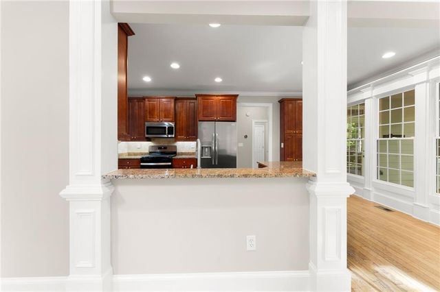 7620 Paces Lane, Gainesville, GA 30506