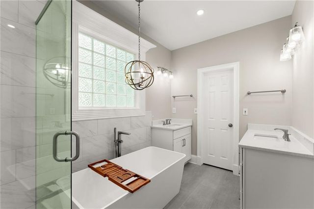 7620 Paces Lane, Gainesville, GA 30506