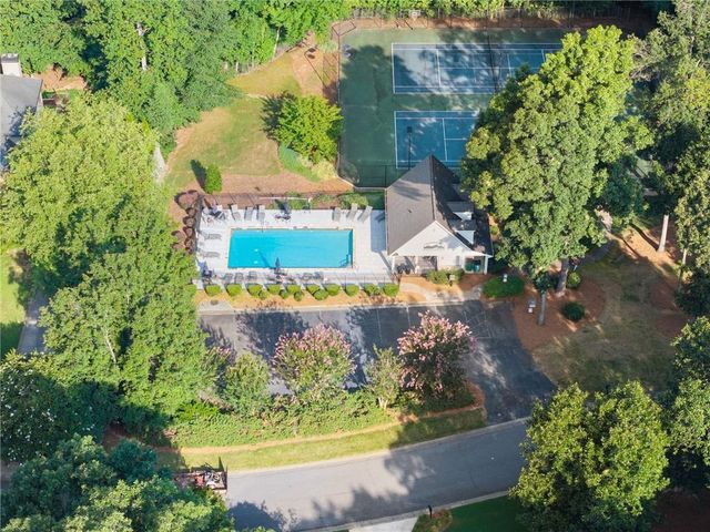 7620 Paces Lane, Gainesville, GA 30506