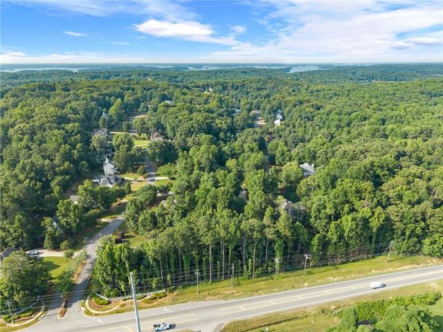 7620 Paces Lane, Gainesville, GA 30506