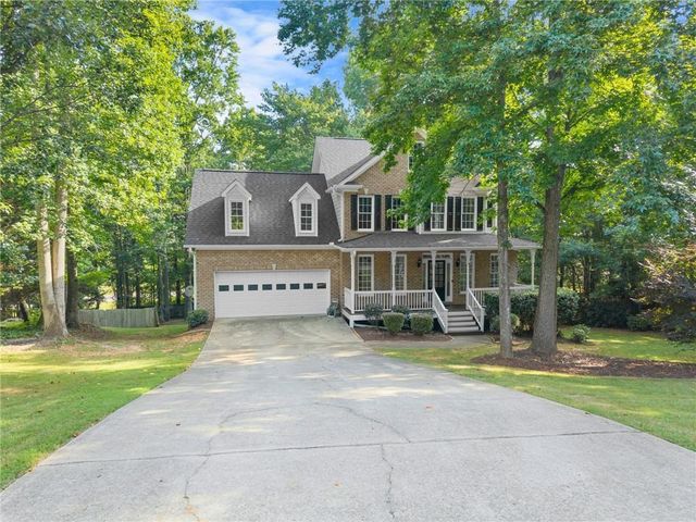 7620 Paces Lane, Gainesville, GA 30506