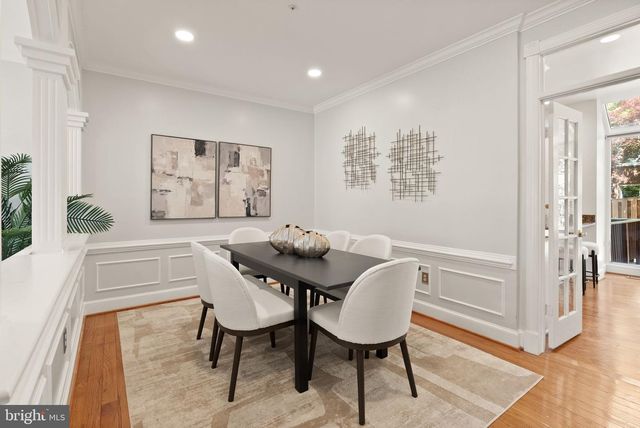 6040 KELSEY CT, Falls Church, VA 22044