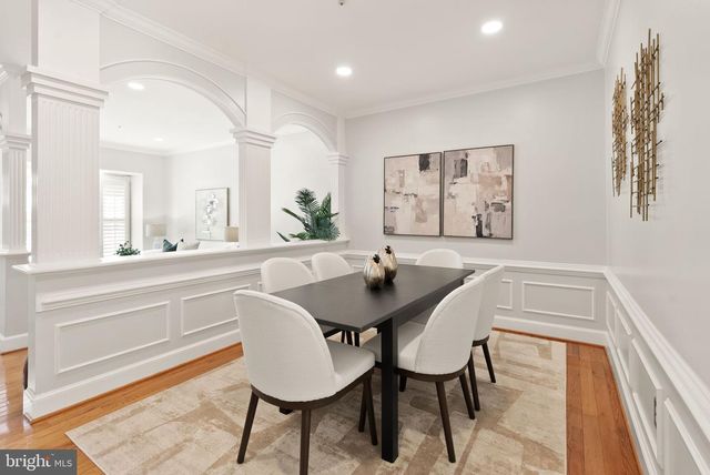 6040 KELSEY CT, Falls Church, VA 22044