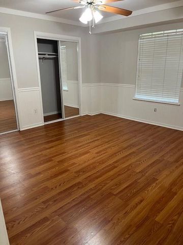 8227 Kingsbrook Road 221, Houston, TX 77024