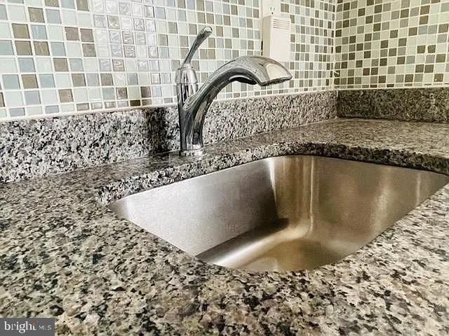 1112 N EDEN ST N, Baltimore, MD 21213