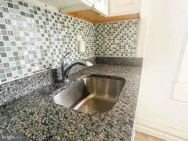 1112 N EDEN ST N, Baltimore, MD 21213