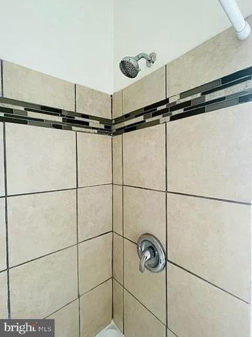 1112 N EDEN ST N, Baltimore, MD 21213