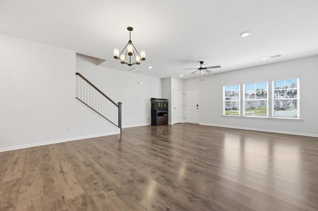 276 Godwit Drive, Summerville, SC 29486