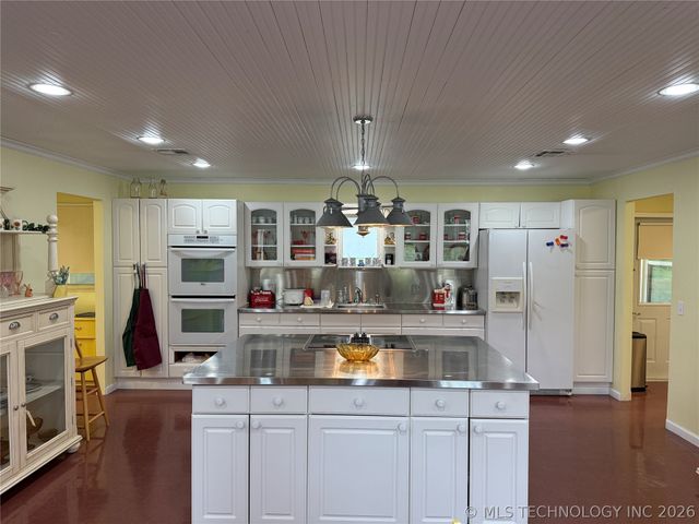2106 W 181st Street S, Mounds, OK 74047
