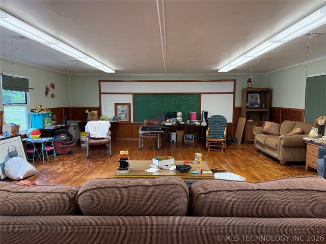 2106 W 181st Street S, Mounds, OK 74047