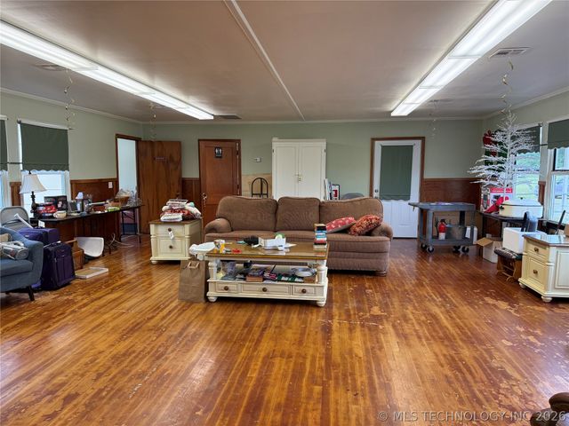 2106 W 181st Street S, Mounds, OK 74047