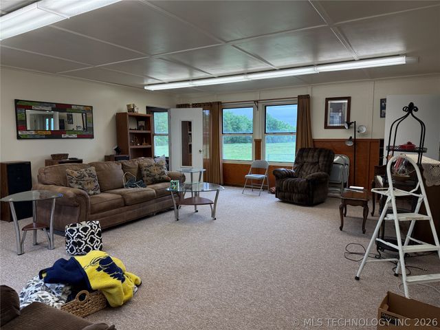 2106 W 181st Street S, Mounds, OK 74047