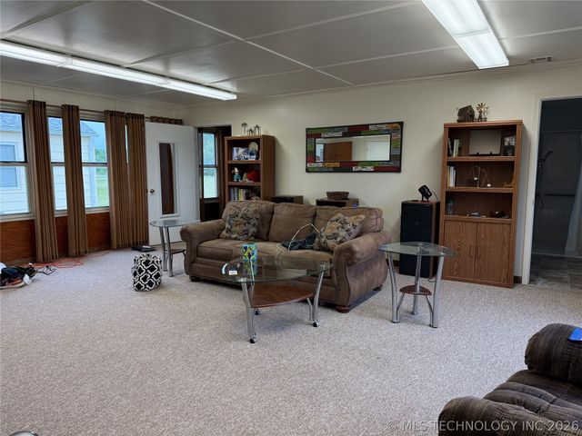 2106 W 181st Street S, Mounds, OK 74047