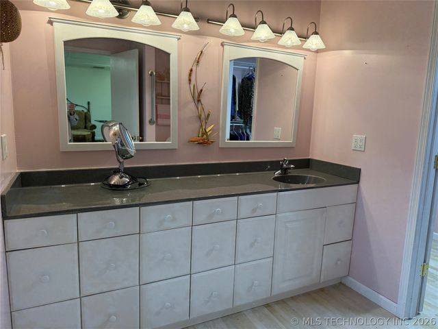2106 W 181st Street S, Mounds, OK 74047