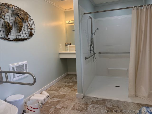 2106 W 181st Street S, Mounds, OK 74047