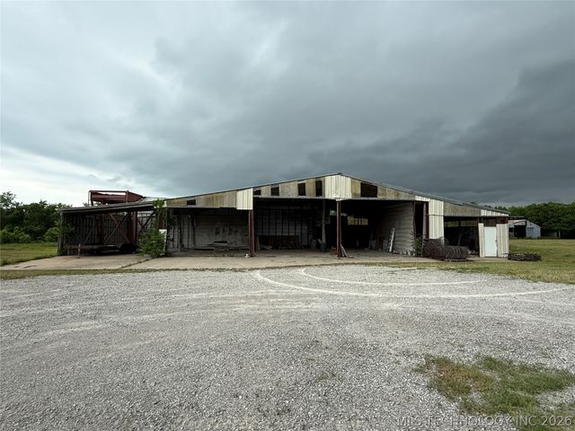 2106 W 181st Street S, Mounds, OK 74047