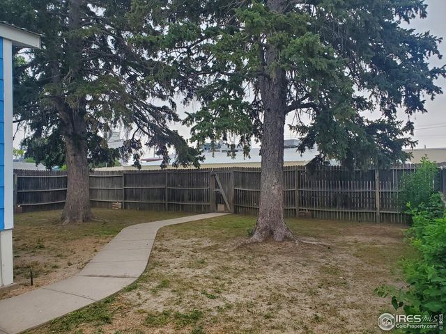 114 E 3rd St, Julesburg, CO 80737