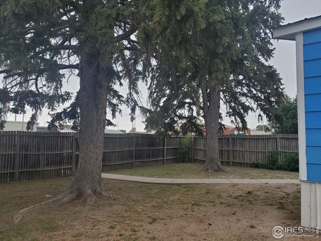 114 E 3rd St, Julesburg, CO 80737