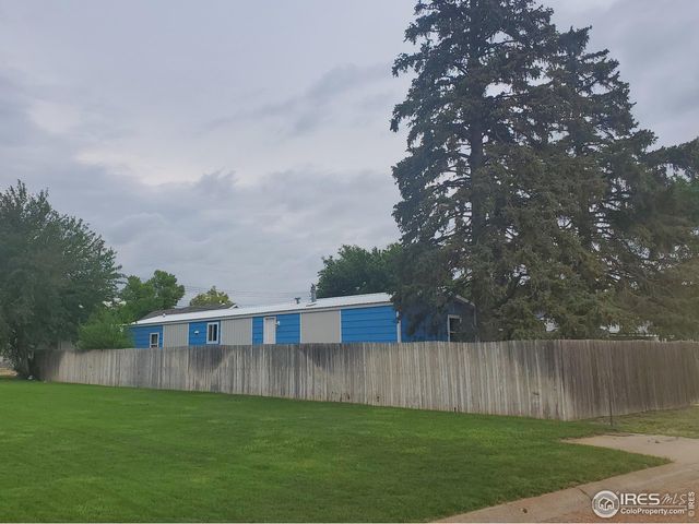 114 E 3rd St, Julesburg, CO 80737