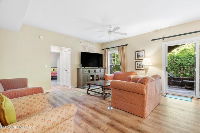 965 REGISTRY Boulevard 112 & 112L, St. Augustine, FL 32092