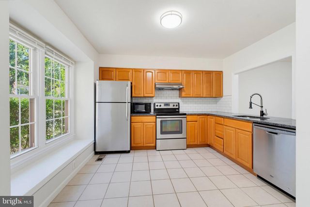 5612 RAPID RUN CT, Burke, VA 22015